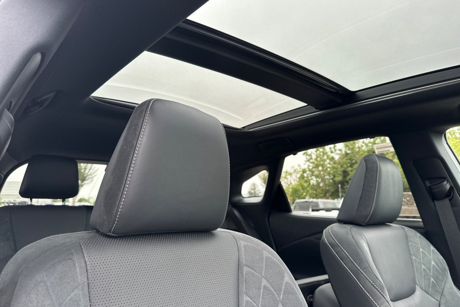 2026 Lexus RX RX 450h+ Luxury AWD