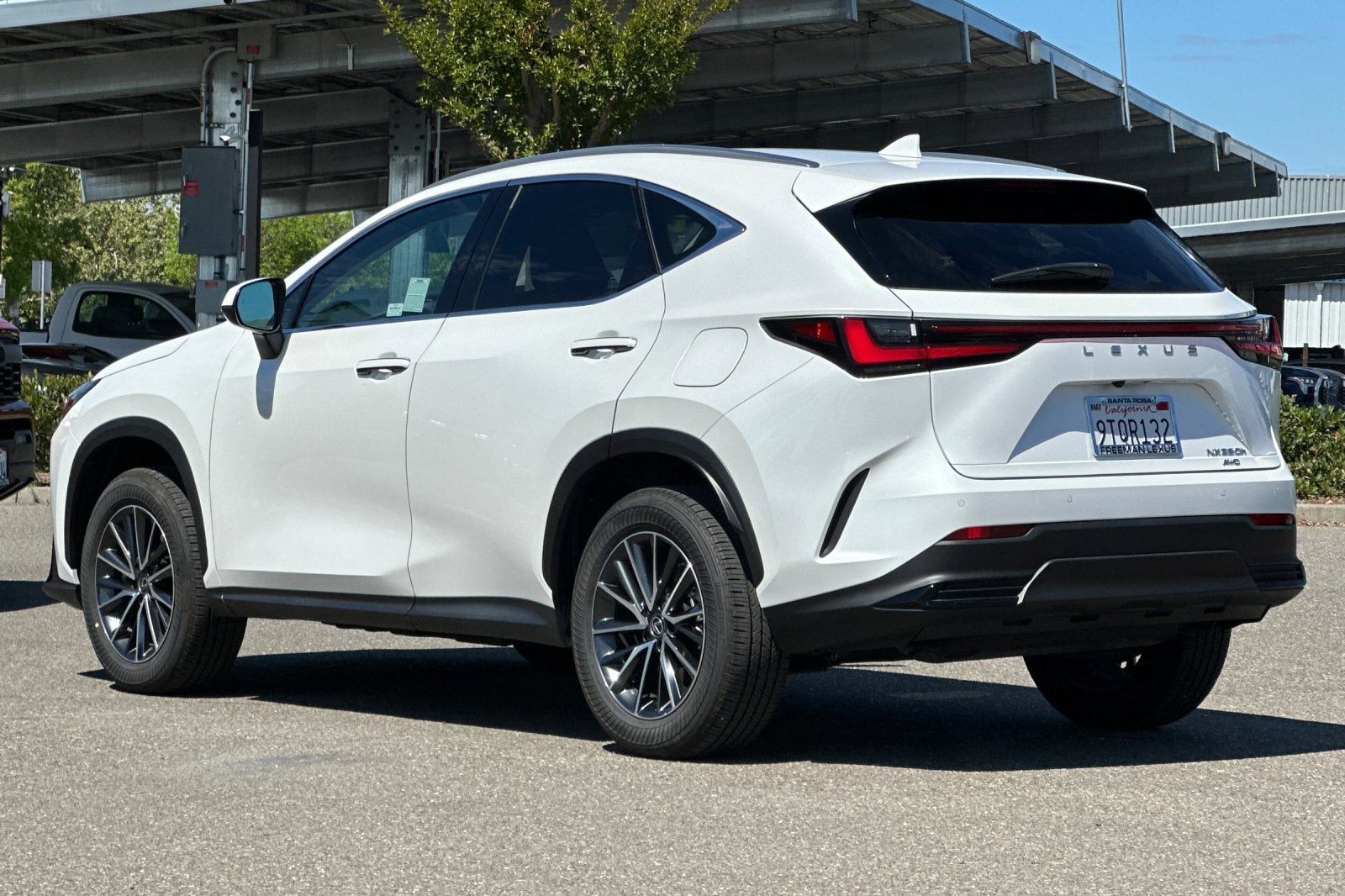 2025 Lexus NX NX 350h Premium AWD