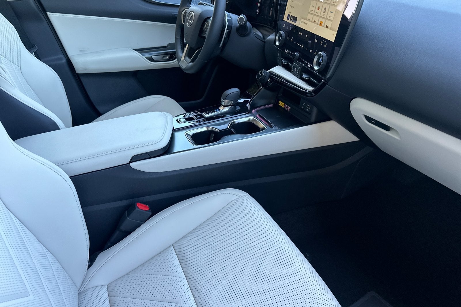 2026 Lexus NX NX 450h+ Luxury AWD