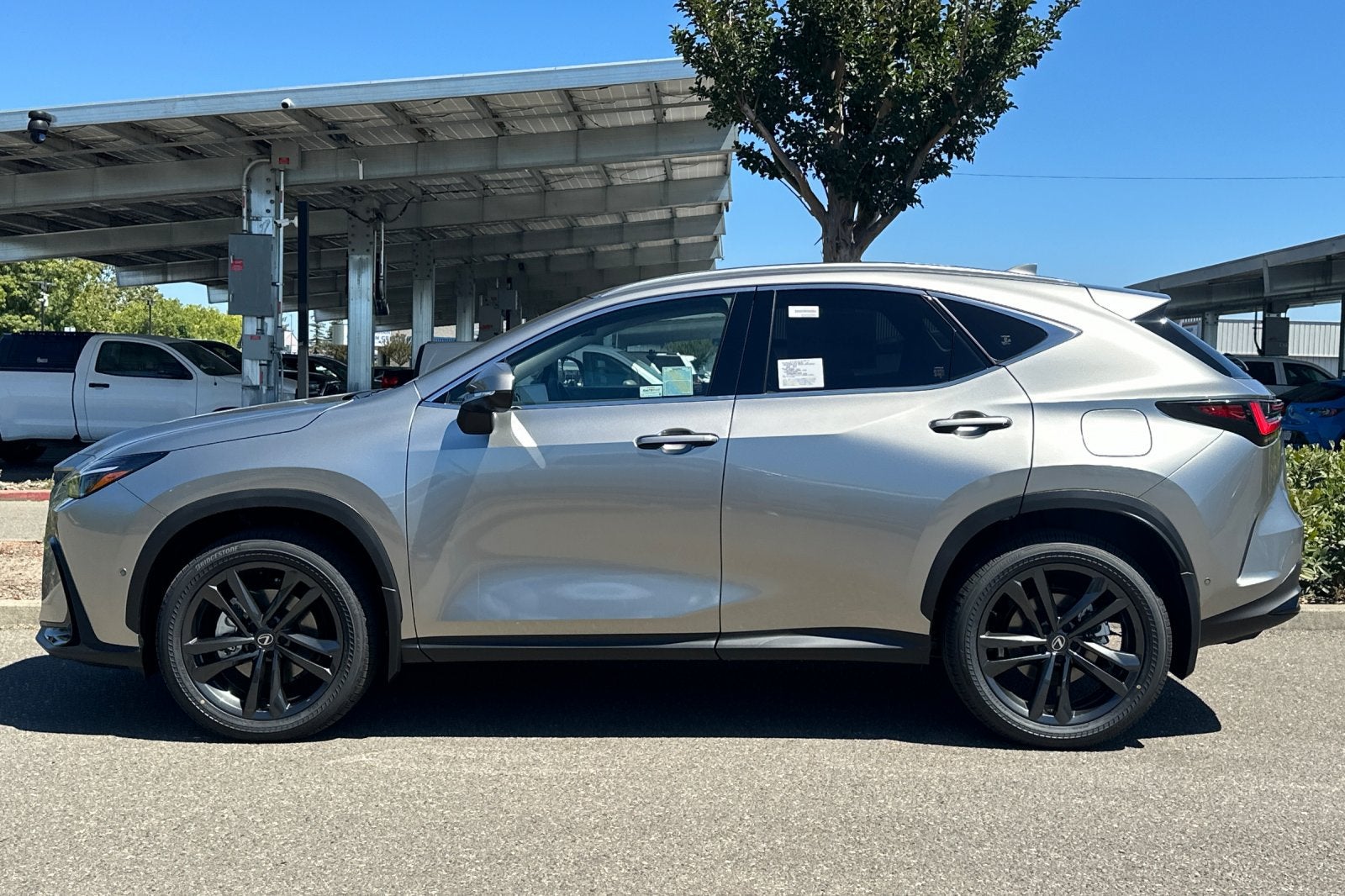 2026 Lexus NX NX 450h+ Luxury AWD