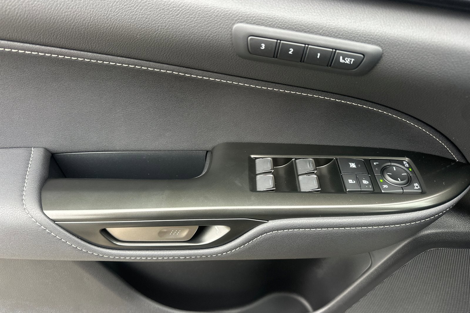 2026 Lexus NX NX 450h+ Premium AWD