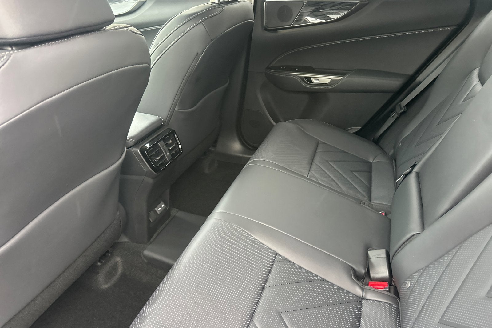 2026 Lexus NX NX 450h+ Luxury AWD