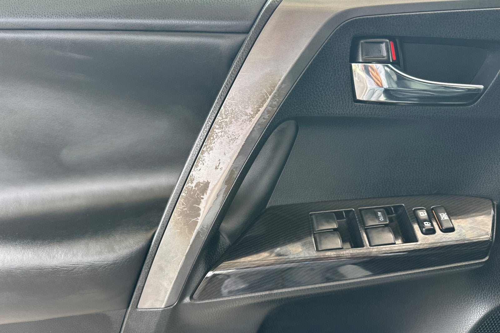 2018 Toyota RAV4 SE AWD
