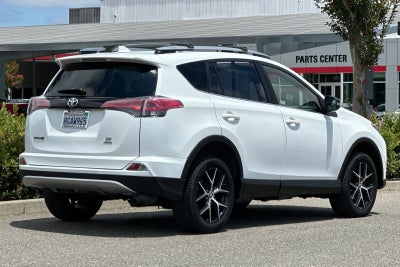 2018 Toyota RAV4 SE AWD