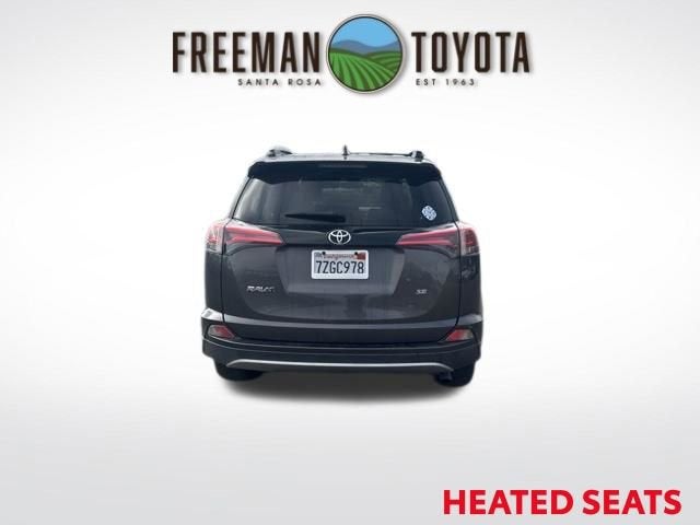 2017 Toyota RAV4 SE FWD