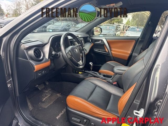 2017 Toyota RAV4 SE FWD