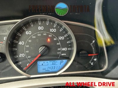 2013 Toyota RAV4 AWD 4dr XLE