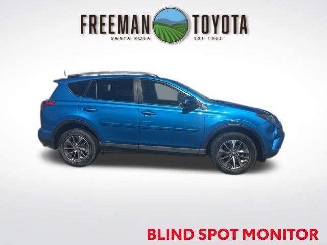 2017 Toyota RAV4 Hybrid XLE AWD