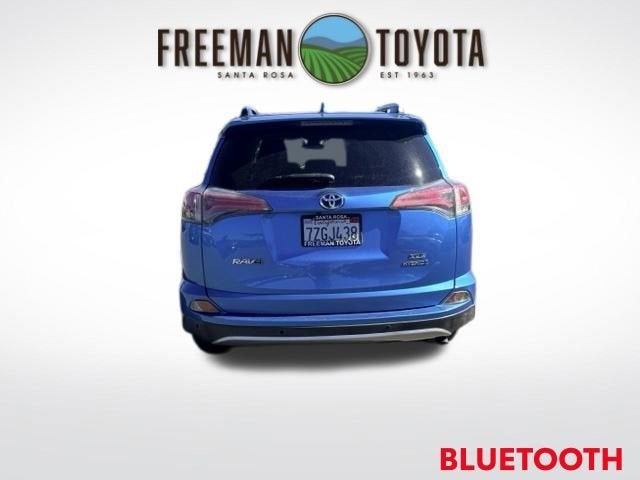 2017 Toyota RAV4 Hybrid XLE AWD