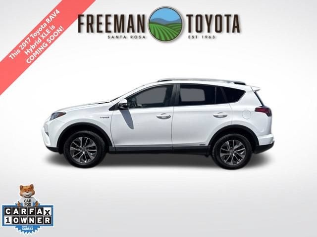 2017 Toyota RAV4 Hybrid XLE AWD