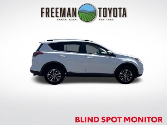 2017 Toyota RAV4 Hybrid XLE AWD