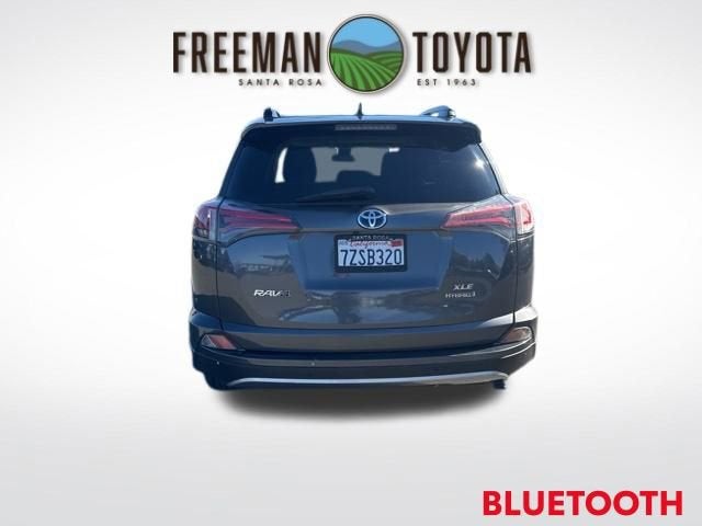 2017 Toyota RAV4 Hybrid XLE AWD