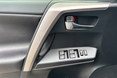 2018 Toyota RAV4 XLE FWD