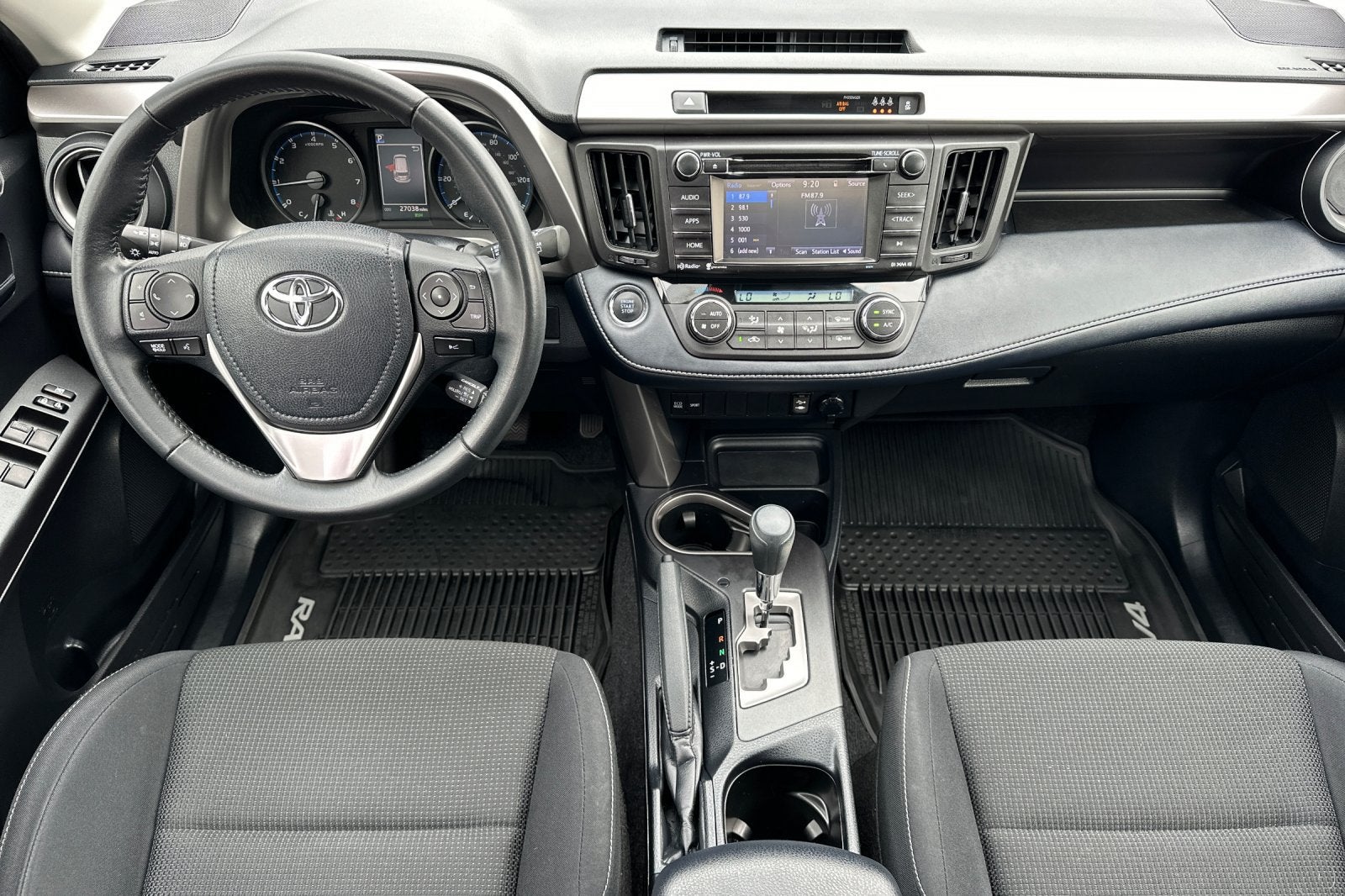 2018 Toyota RAV4 XLE FWD