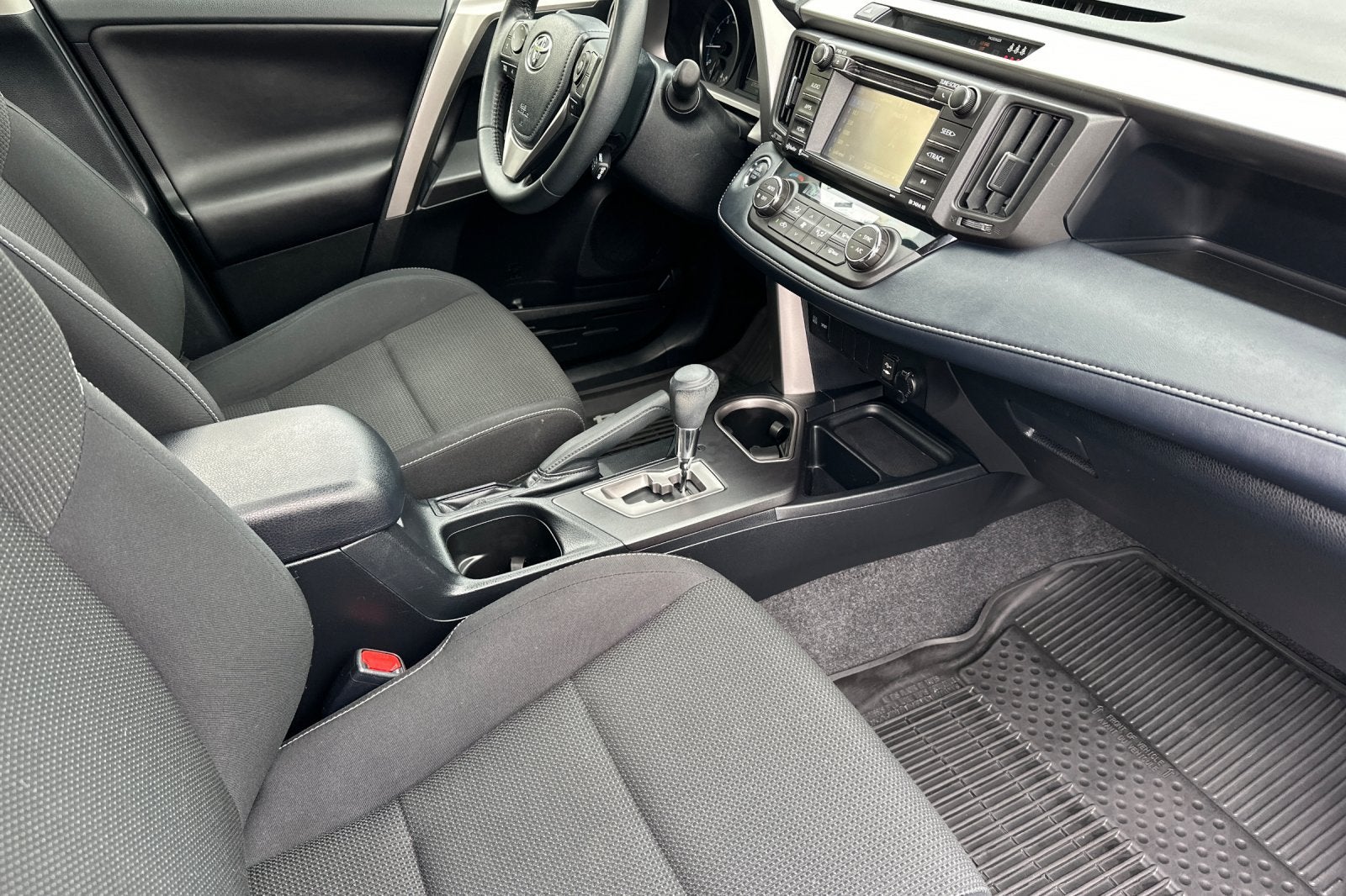 2018 Toyota RAV4 XLE FWD