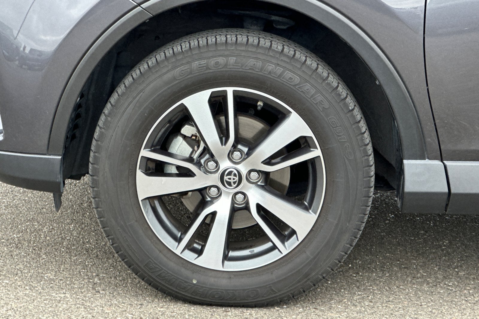 2018 Toyota RAV4 XLE FWD