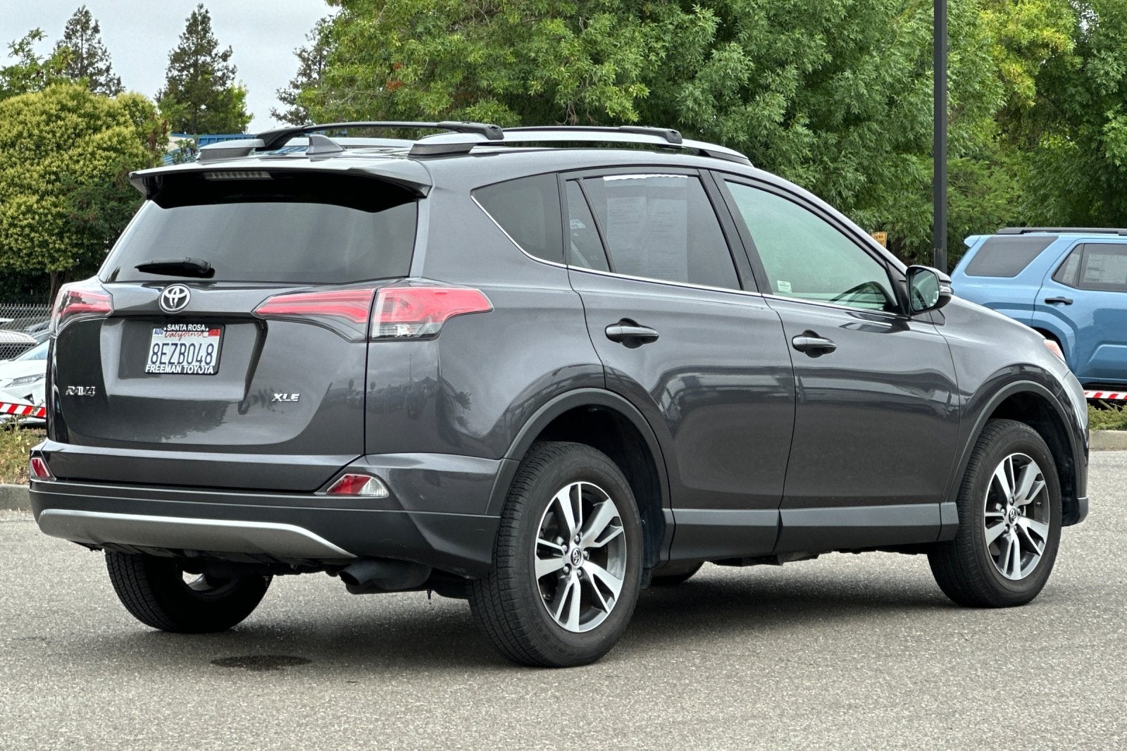 2018 Toyota RAV4 XLE FWD