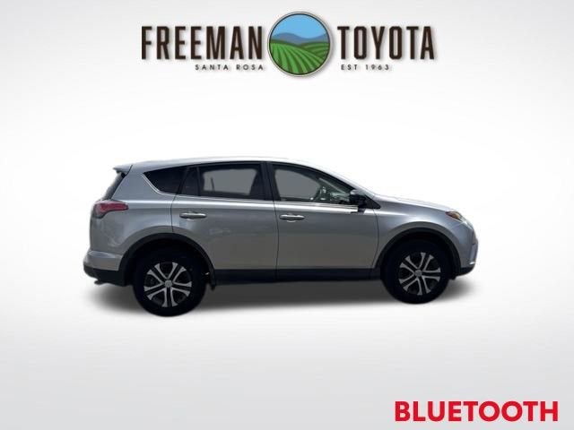 2018 Toyota RAV4 LE FWD