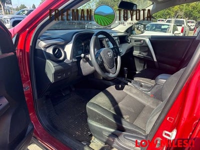 2016 Toyota RAV4 FWD 4dr LE