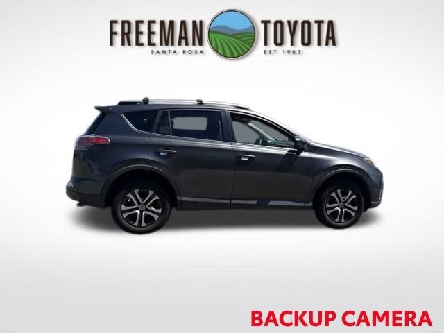 2017 Toyota RAV4 LE FWD