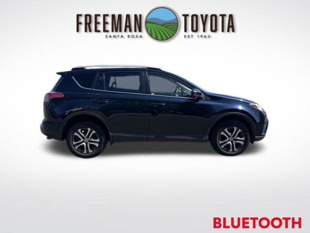 2018 Toyota RAV4 LE FWD