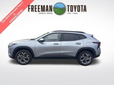 2025 Chevrolet Trax FWD 4dr LT