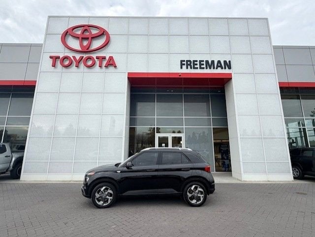 2022 Hyundai Venue SEL IVT