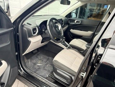 2022 Hyundai Venue SEL IVT