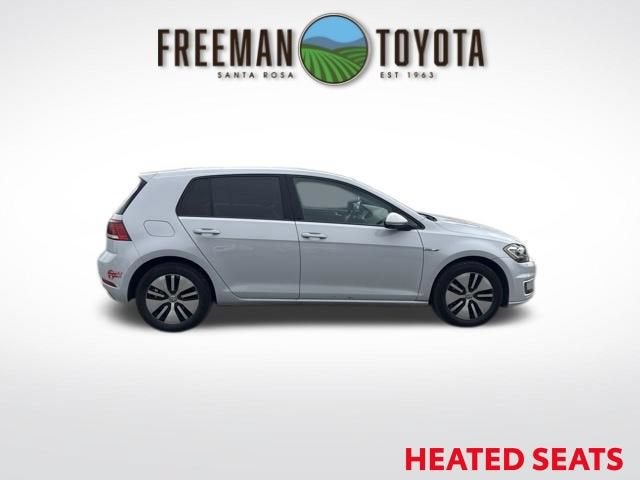 2017 Volkswagen e-Golf 4-Door SEL Premium