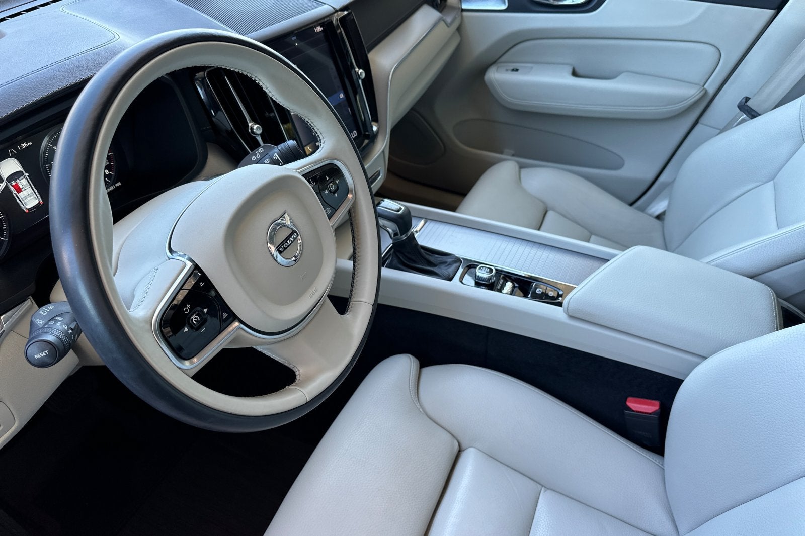 2018 Volvo XC60 T6 AWD Inscription