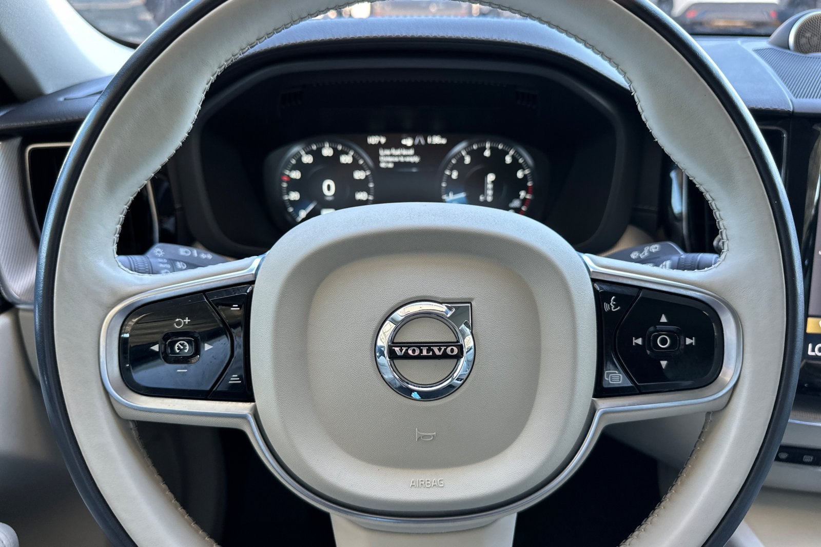 2018 Volvo XC60 T6 AWD Inscription