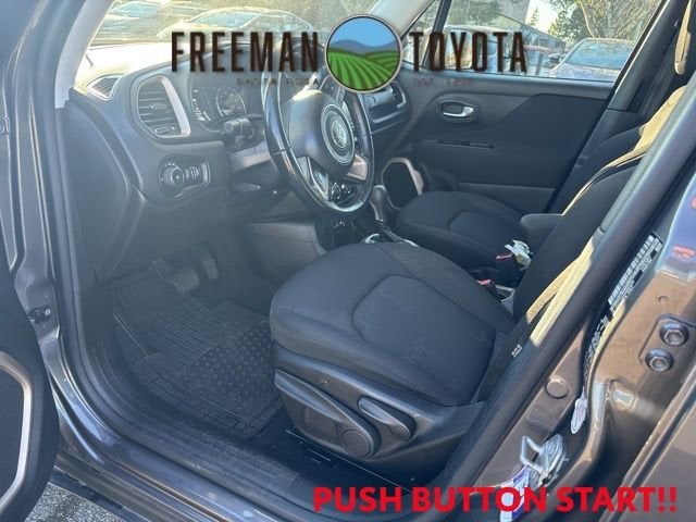 2017 Jeep Renegade Latitude FWD